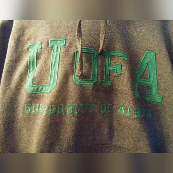 University of Alberta hoodie - Picture 2 of 4